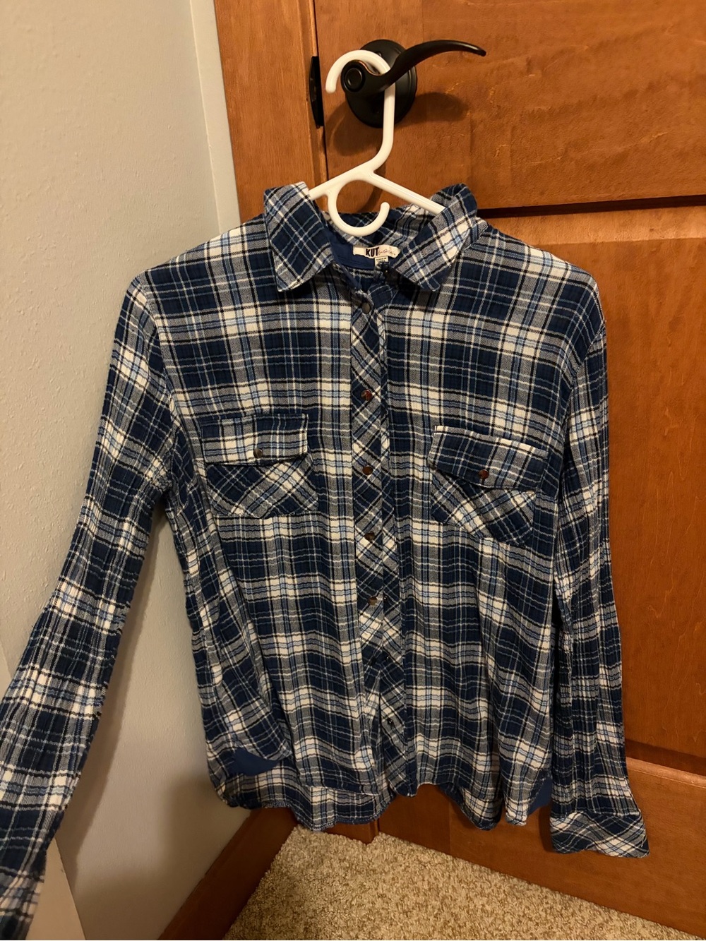Women’s Blue Plaid Button-Up Shirt
